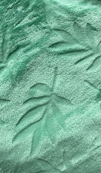 Cobija Flannel Unicolor Embozada Verde La Mia Stanza